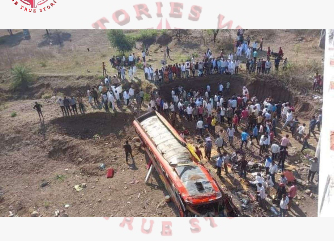 Big accident in Madhya Pradesh, bus full of passengers fell from the bridge